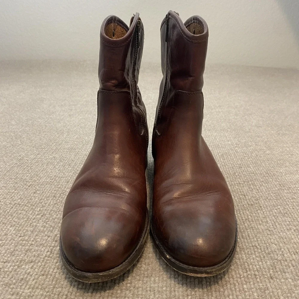 Frye Booties Womens Size 7.5‎ Brown Leather Ankle Zip Block Heel 3477000-JDD